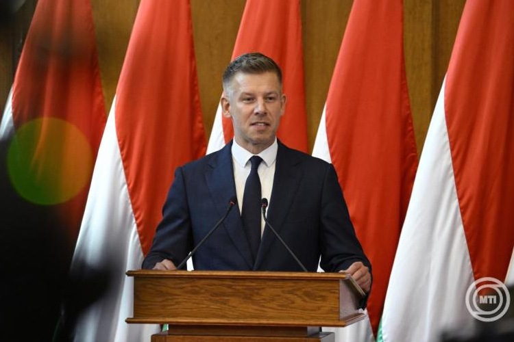 Magyar Péter: várjuk az ügyészségi tájékoztatót a Fidesznél történt házkutatás ügyében