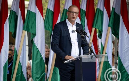 Tarr Zoltán: a Társadalmi Kapcsolatokért és Kultúráért Felelős Minisztériumot a szabadság, az autonómia tisztelete és a párbeszéd f