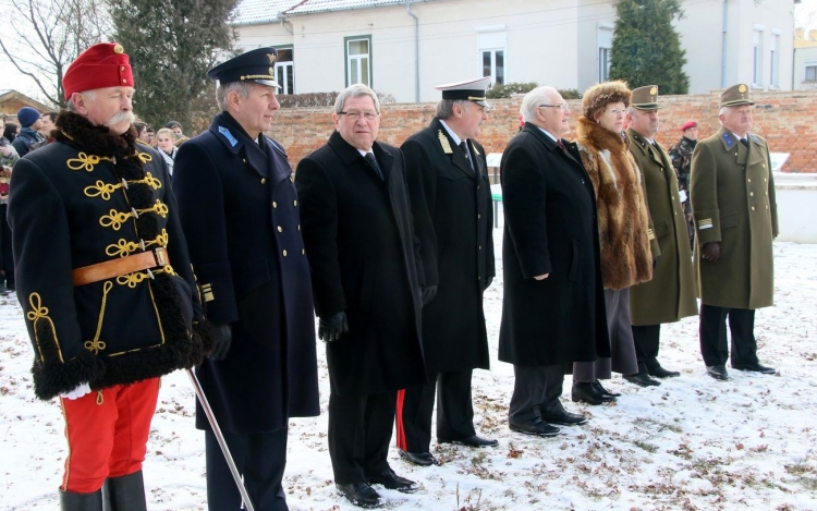 A doni áldozatokra emlékeztek Szombathelyen